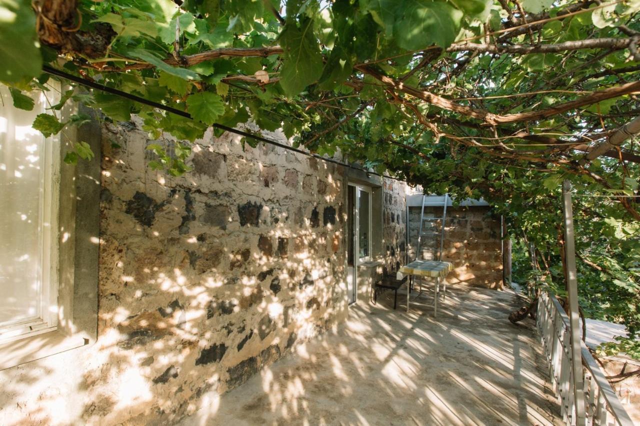 B&B Ruzan Yeghegnadzor Exterior foto